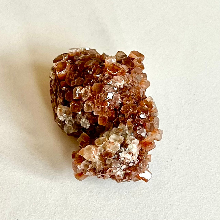 Aragoniittiklusteri - Sputnik-muoto