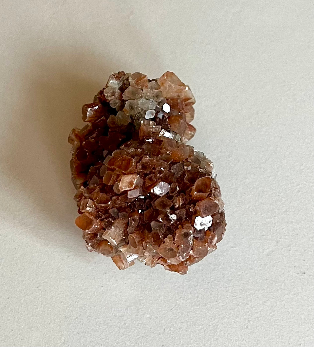 Aragoniittiklusteri - Sputnik-muoto