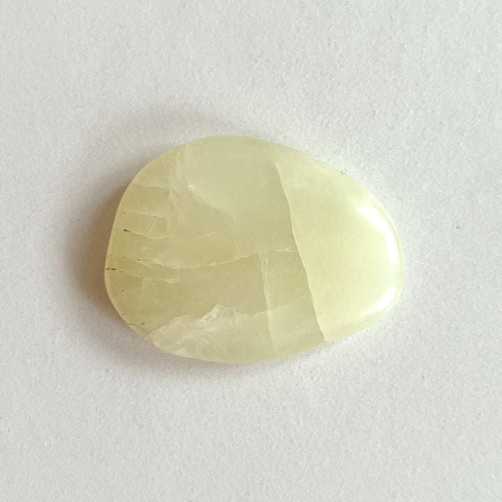 Bowenite palm stone (A grade) - dream stone