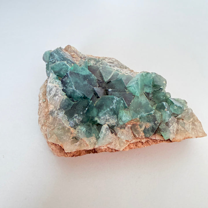 Fluoriittiklusteri iso raakapala