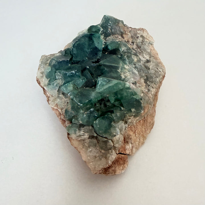 Fluoriittiklusteri iso raakapala