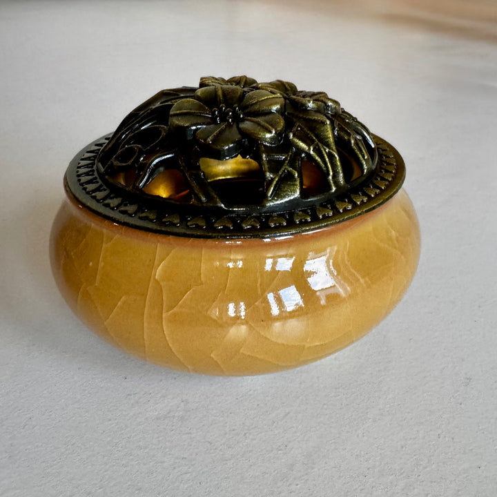 Ceramic incense burner