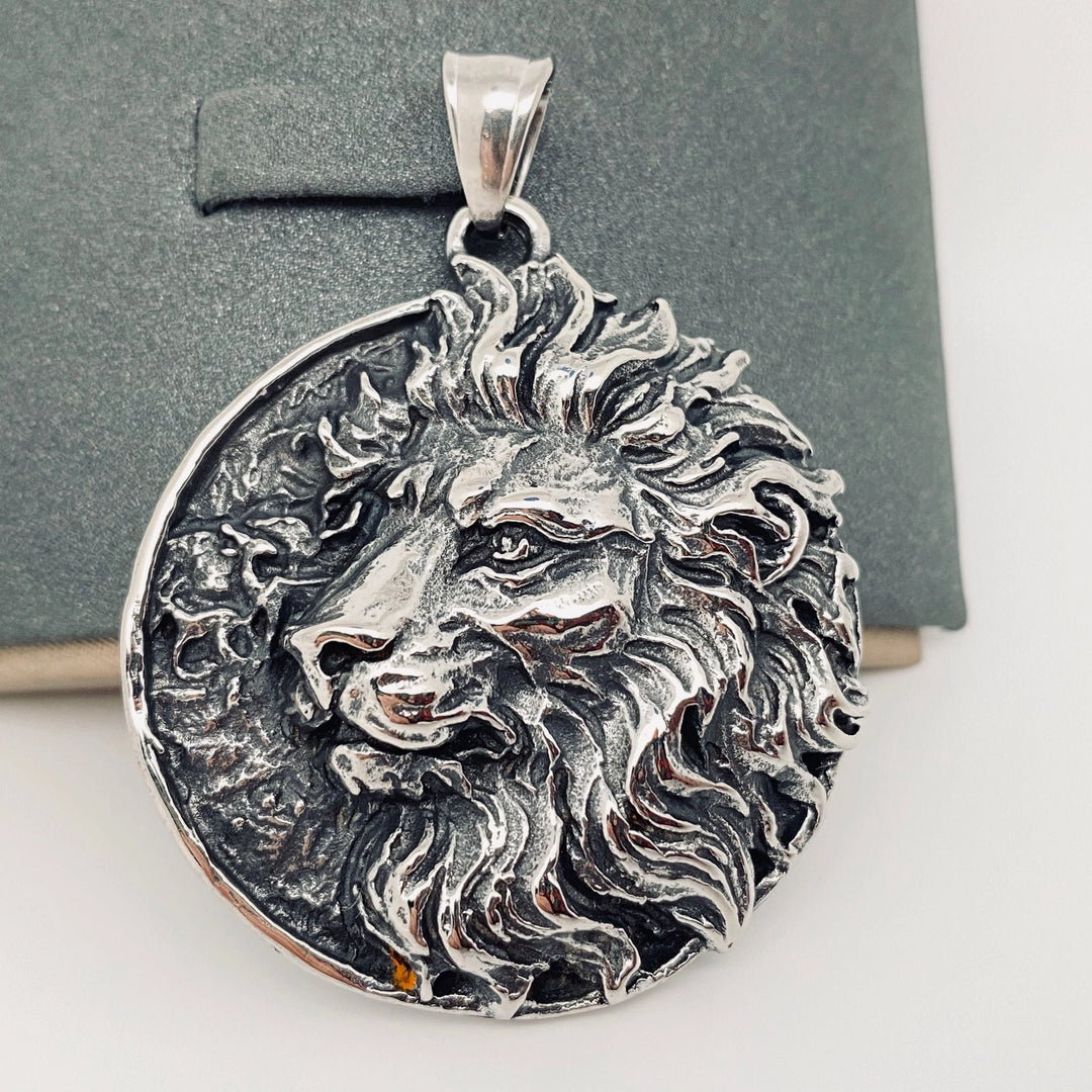 Leijona - riipus / amuletti