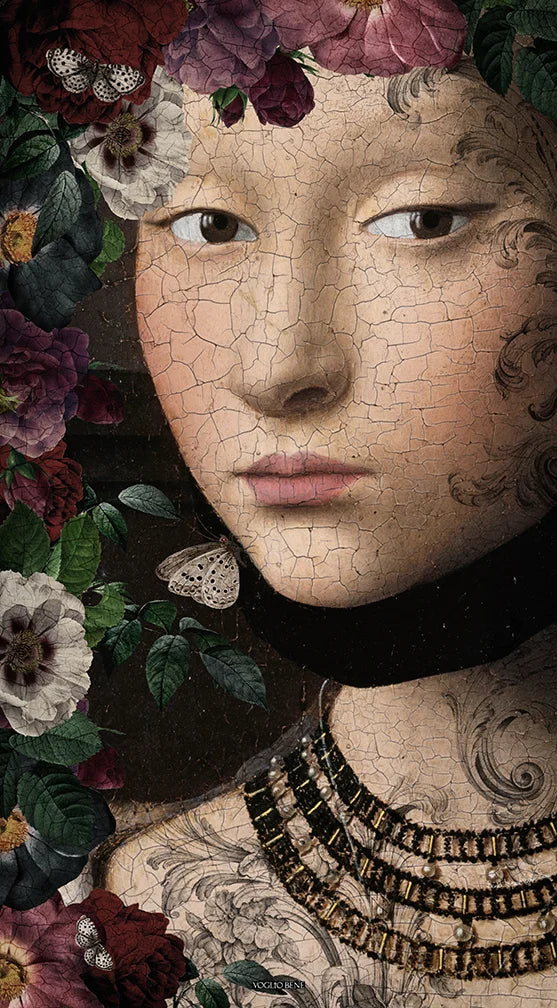 Kuvassa Voglio Bene seinävaate Starfire -kuvituksella, jossa naisten kasvot näkyvät läheltä kukkien ympäröimänä, ja kuvituksessa on maalinsäröjä kauttaaltaan.
Voglio Bene tapestry with the Starfire illustration, showing women’s faces up close surrounded by flowers, with paint cracks visible throughout the design.