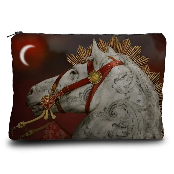 Voglio Benen kukkaro Lady Godiva painatuksella - Lady Godiva wallet by Voglio Bene.